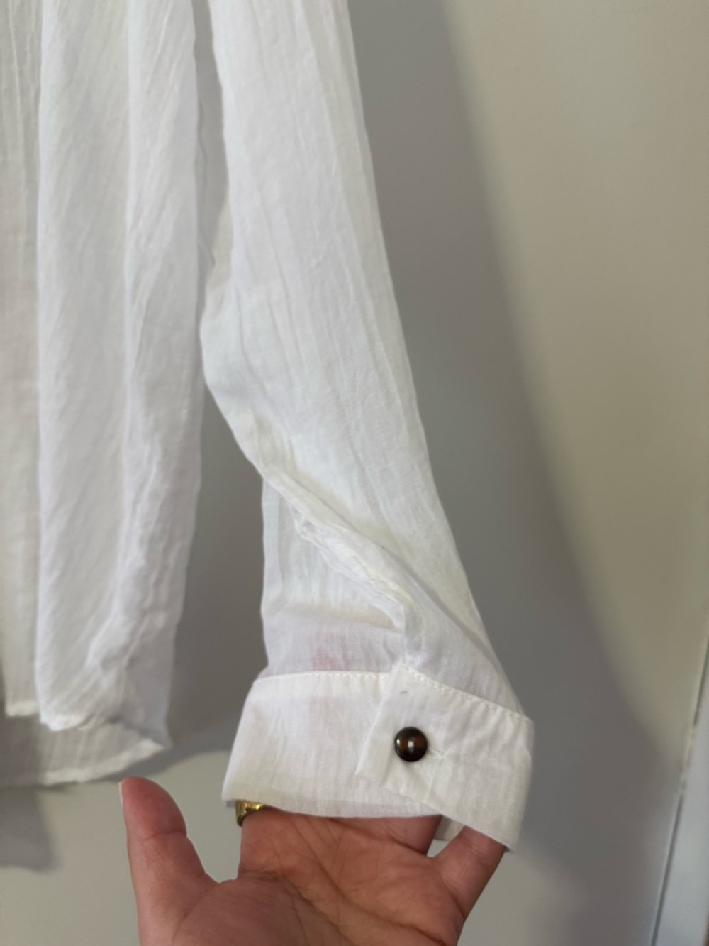 Reformation Loose Fit Button-Down Linen Gauze Shirt - Picture 4 of 4